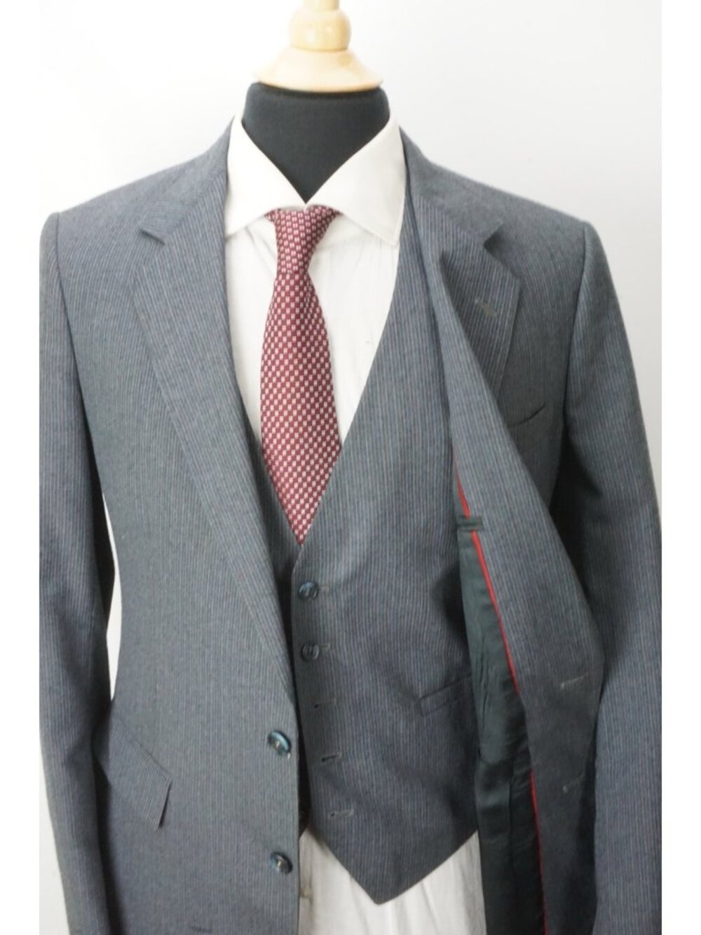 Austin Hill VINTAGE 3 Pc Suit Jacket Pants Vest Blue Pinstriped Wool Suit 42L